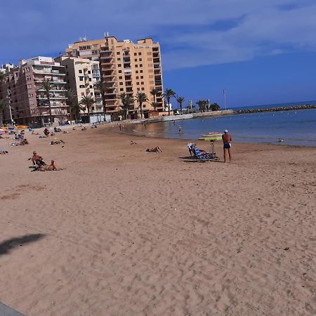 Moderno Apartamento Familiar Junto Al Mar - Conejito Lejlighed Torrevieja Eksteriør billede