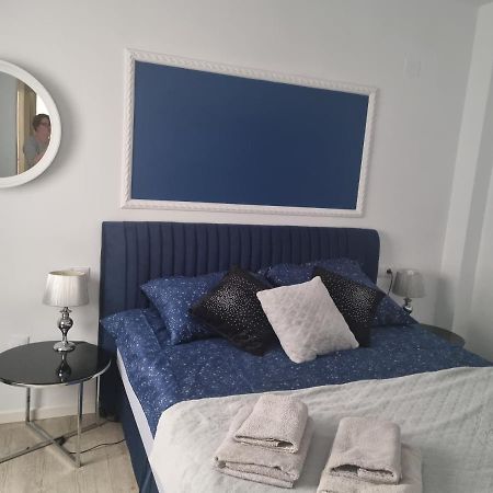 Moderno Apartamento Familiar Junto Al Mar - Conejito Lejlighed Torrevieja Eksteriør billede