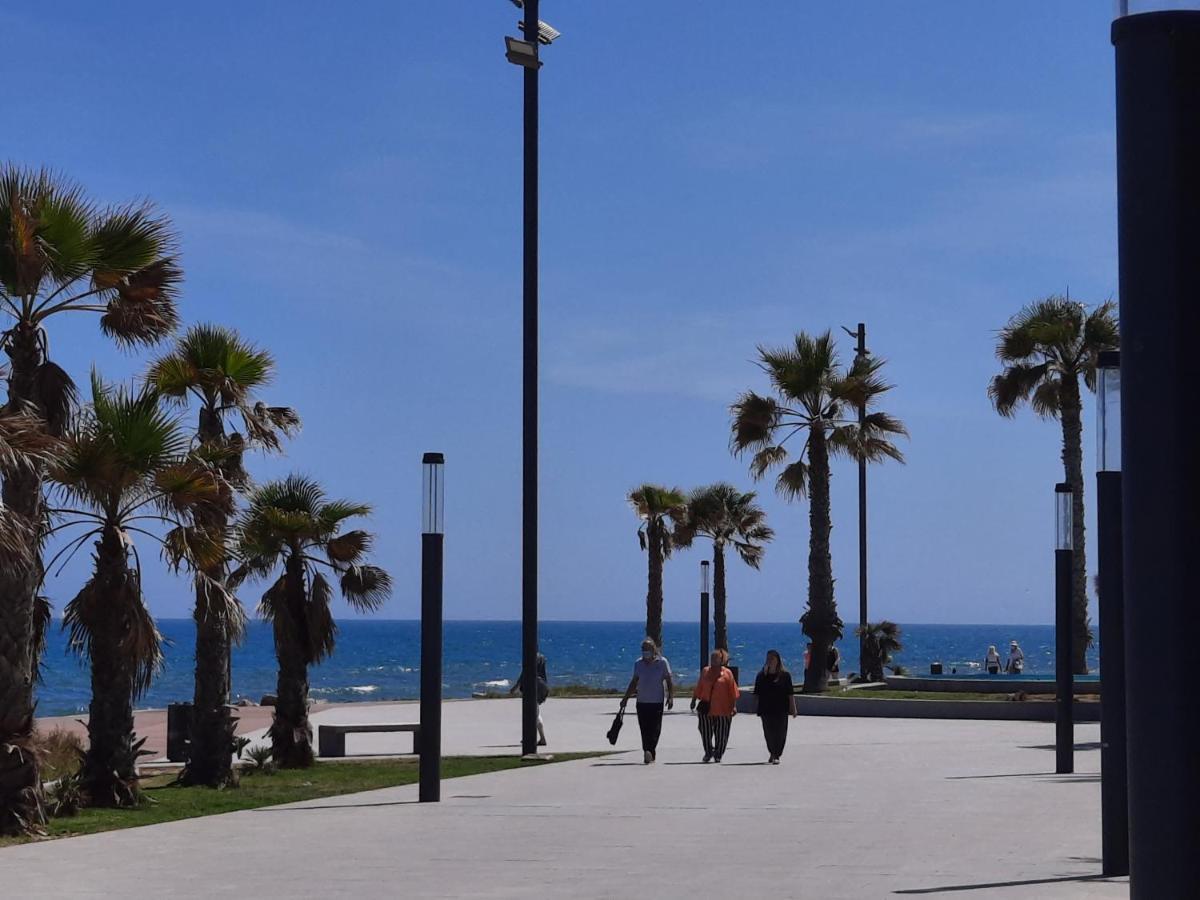 Moderno Apartamento Familiar Junto Al Mar - Conejito Lejlighed Torrevieja Eksteriør billede