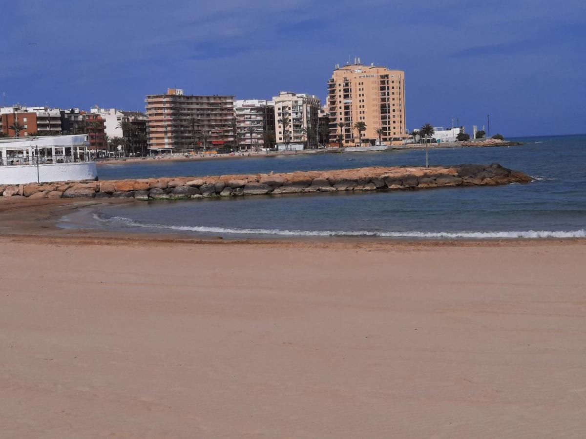 Moderno Apartamento Familiar Junto Al Mar - Conejito Lejlighed Torrevieja Eksteriør billede